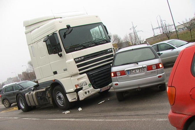 Po avarijos kaktomuša automobilio keleivė atsidūrė ligoninėje