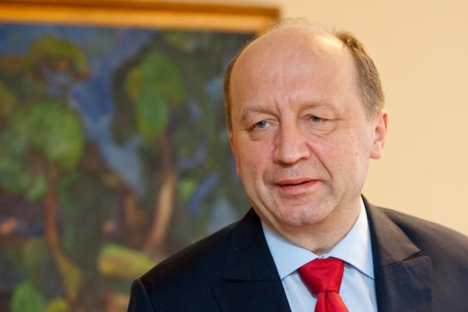 A.Kubilius: žiniasklaida neturėtų skelbti žinių, keliančių paniką