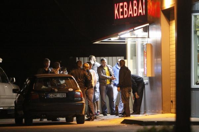 Vilniaus ligoninėje atsidūrė alkoholiu apsinuodijusi nepilnametė