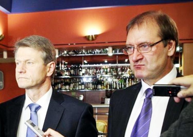 Toliau siekiama sutrukdyti „darbiečių“ ir „tvarkiečių“ jungtuvėms