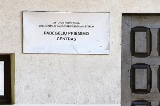 Pabradėje gyvenančius nelegalus teko tramdyti elektros šoku