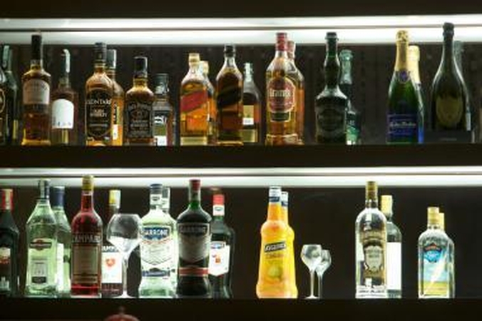 Prezidentė rado daug argumentų vetuoti alkoholio pardavimo laiką ilginantį įstatymą 