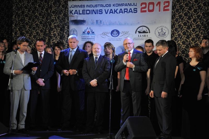 Jūrinės industrijos įmonių atstovai šventes pasitiko kartu   