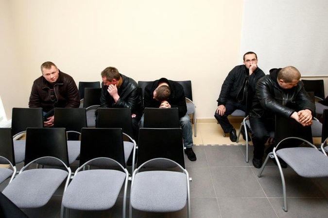Už kyšininkavimą teisiamų policininkų byla pajudėjo iš mirties taško