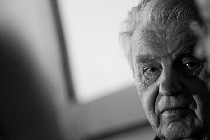 Rašytojui Justinui Marcinkevičiui atminti