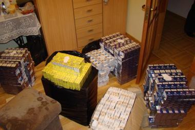 Kauno policija konfiskavo kontrabadinių cigarečių