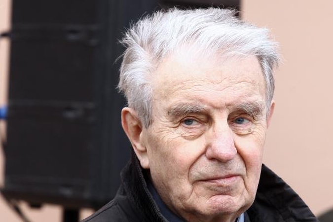 V.Daujotytė: paskutiniai Just.Marcinkevičiaus norai - išsaugoti Gedimino kalną, lietuvių kalbą ir Tolminkiemį
