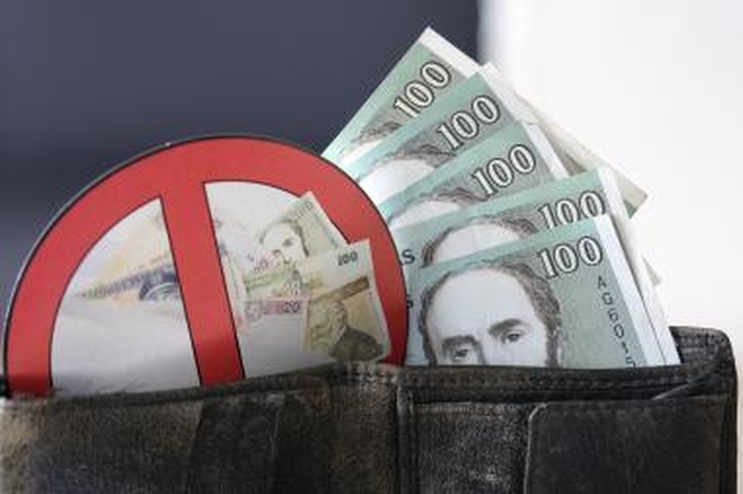 Analitikai: gyventojai atsigavimą pajus tik po kelerių metų