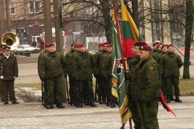 Krašto apsaugos savanorių pajėgoms - 18 metų