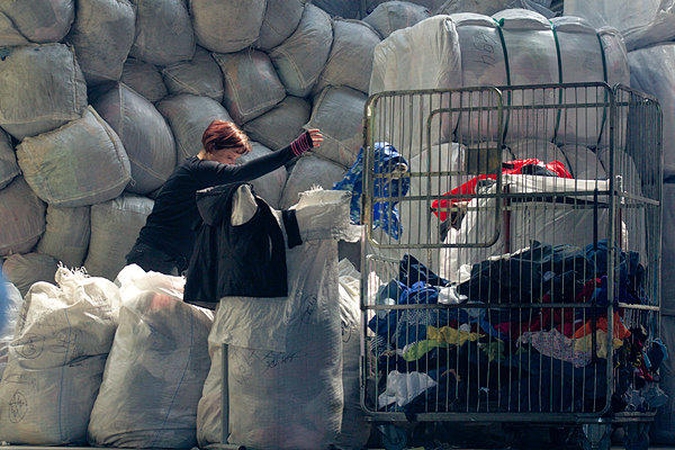 „Humanos“ darbuotojai rankose sprogo petarda