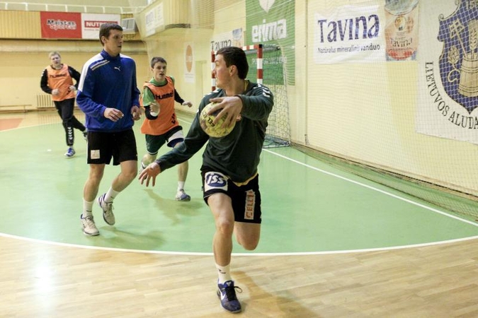 Lietuvos rankininkai nebijo dvikovų su italais ir šveicarais