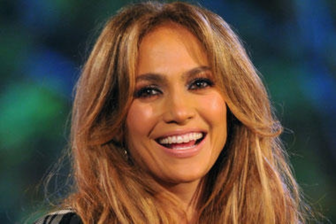 Žurnalas "People" išrinko Jennifer Lopez gražiausia moterimi