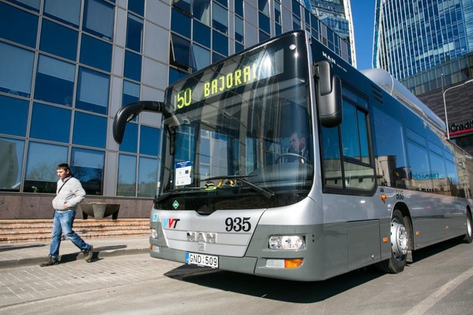 Vilnius šiemet įsigys 59 naujus autobusus, 18 iš jų rieda jau šiandien