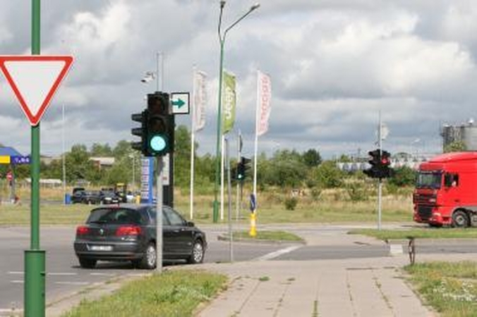 Darbų keliuose mažiau, bet vairuotojams nepatogumų bus 