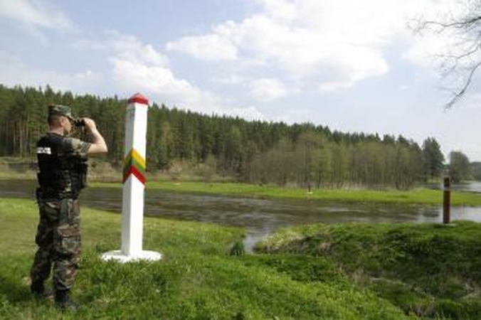 Pasieniečiai sulaikė Nerimi plaukusias tuščias valtis
