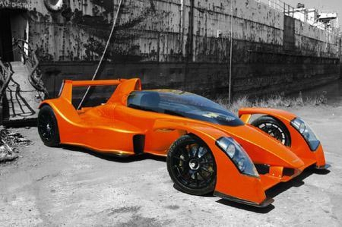 „Caparo T1“ – greičiausias planetoje serijinis automobilis
