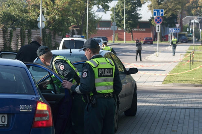 Sostinėje apiplėštas „Aukso rūmų“ direktorius