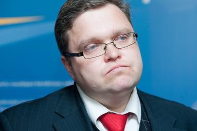 V.Vasiliauskas: bankų paslaugų kainų politiką teks keisti