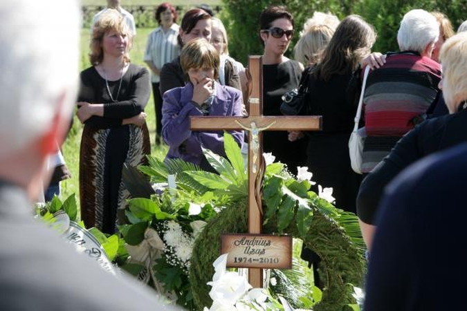 Rumunijos žiniasklaida mirga nuo pranešimų apie A.Ūso mirtį