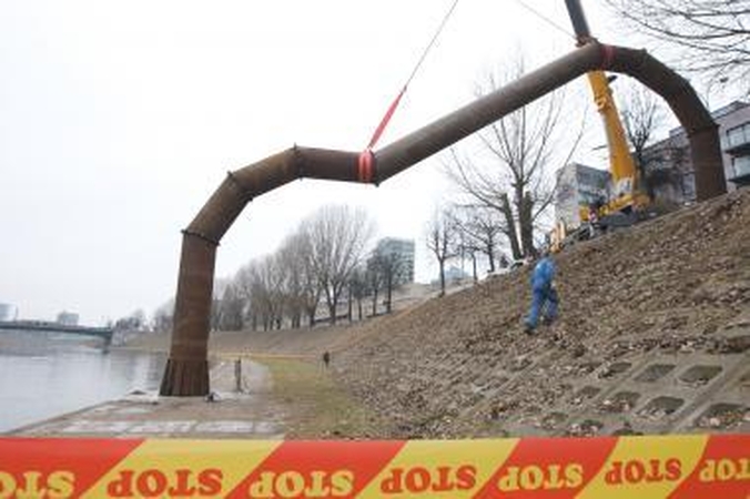 Neries krantinės skulptūrų puolimas kelia nerimą