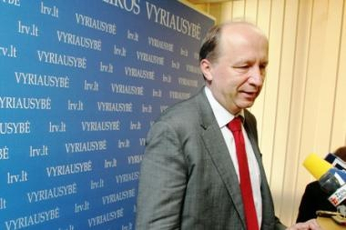 A.Kubilius: Lietuva nekeis mokesčių politikos, tačiau mažins biudžetą