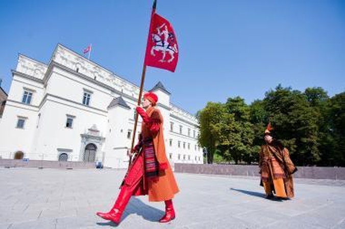 Valdovų rūmų statybos pabrango nuo 114 iki 367 mln. litų (dar papildyta 13.30 val.)