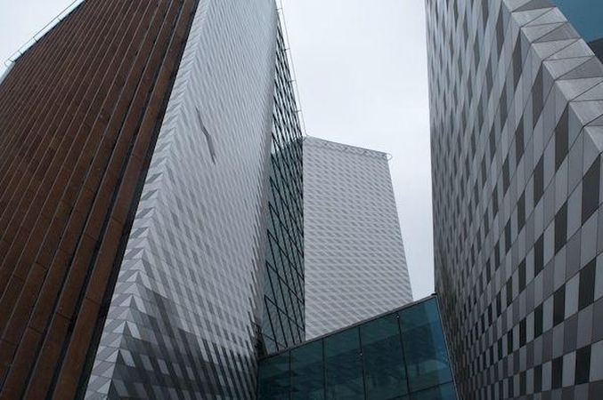 Vilniuje degė statomas „Swedbank" pastatas 