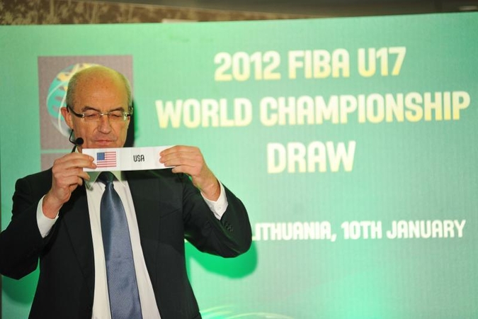 FIBA manevrai: Europos krepšinio čempionatai vyks tik kas 4 metus