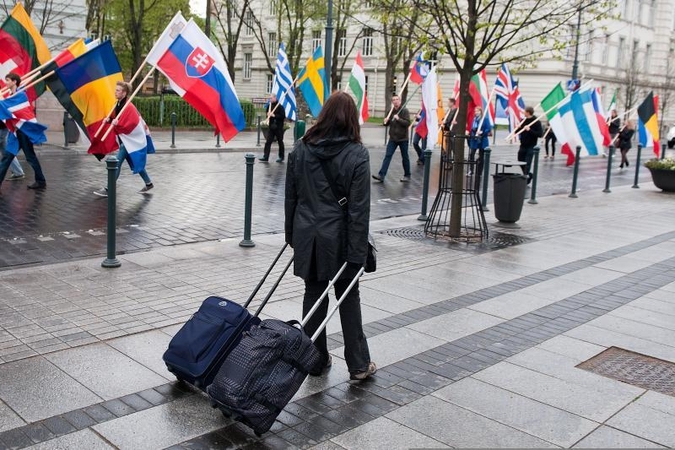 Taupantys britai pavasarį skatinami keliauti į Lietuvą