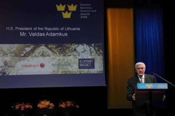 V.Adamkus verslininkams kalbėjo apie atominės energetikos plėtros svarbą