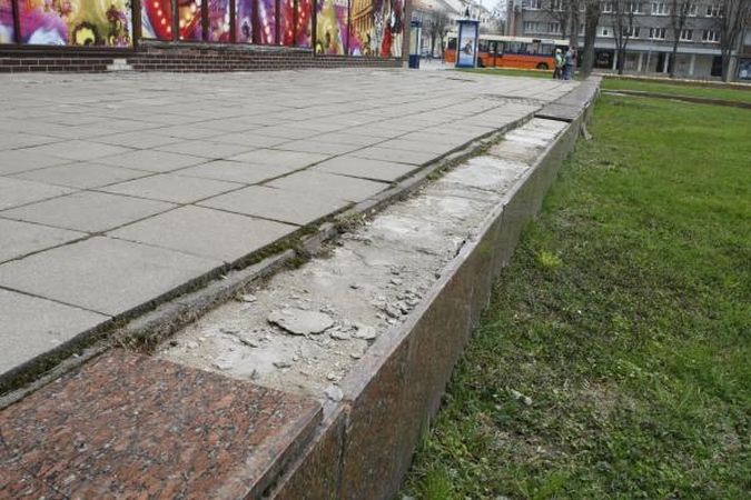 Atgimimo aikštė dar šiemet gali sulaukti remonto