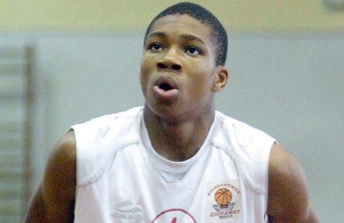 NBA klubus masina Graikijoje žibantis 207 cm ūgio įžaidėjas