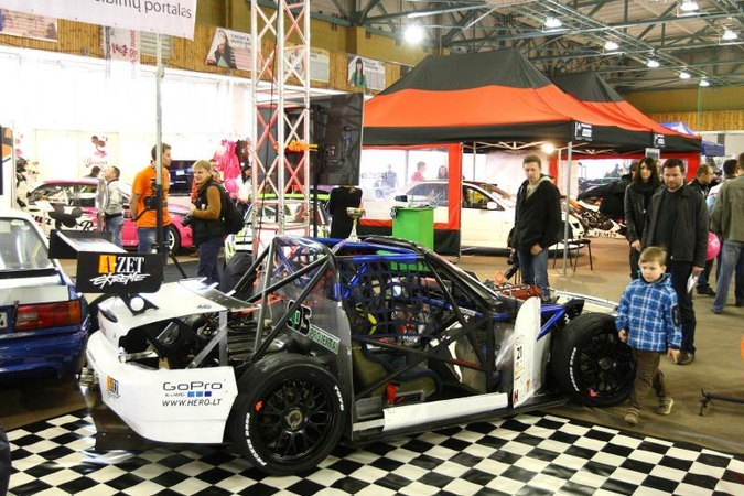Kaune – pirmoji Lietuvos automobilių ir motociklų sporto paroda