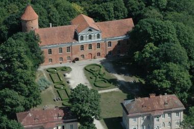 Raudondvario dvare ketinama kurti meno inkubatorių