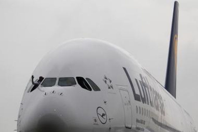 "Lufthansa" ir "Airbus" pradeda pirmuosius pasaulyje keleivinius skrydžius naudojant biokurą