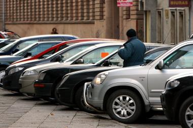 Apie automobilio stovėjimą „Omnitel“ priminimo neatsiutė