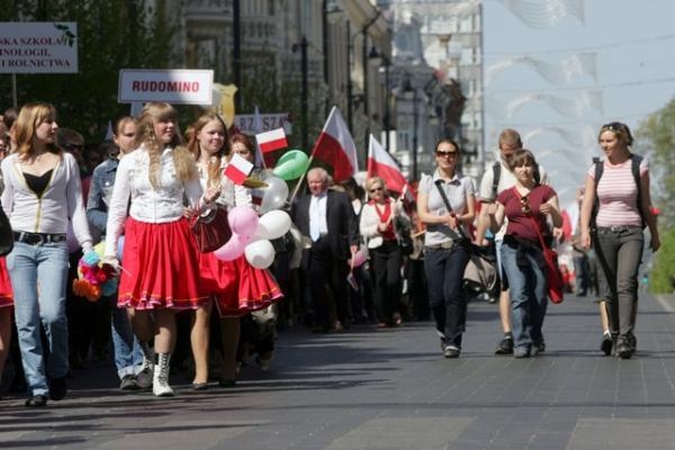 Lietuvos lenkų sąjunga jubiliejų šventė eitynėmis (papildyta)