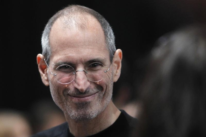 "Apple" gerbėjai atsisveikina su industrijos ikona S.Jobsu