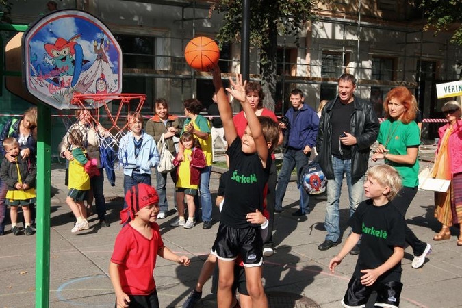 Darželinukų krepšinio turnyras: ovacijos, plojimai ir ašaros