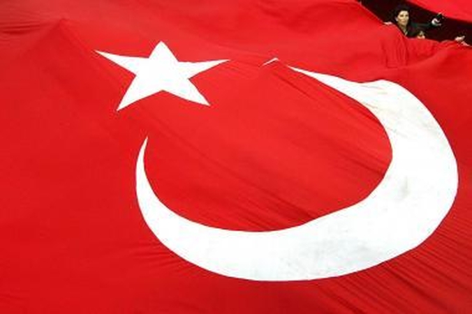 Turkijos pietryčiuose per sprogdinimą žuvo mažiausiai dešimt žmonių