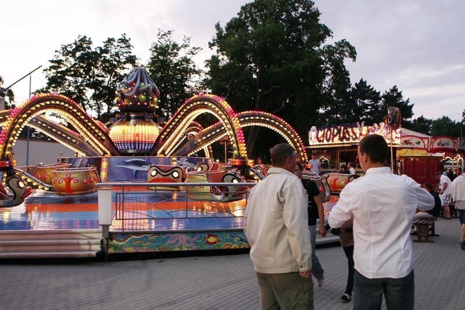 Nelegalus atrakcionų parkas Palangoje toliau veikia