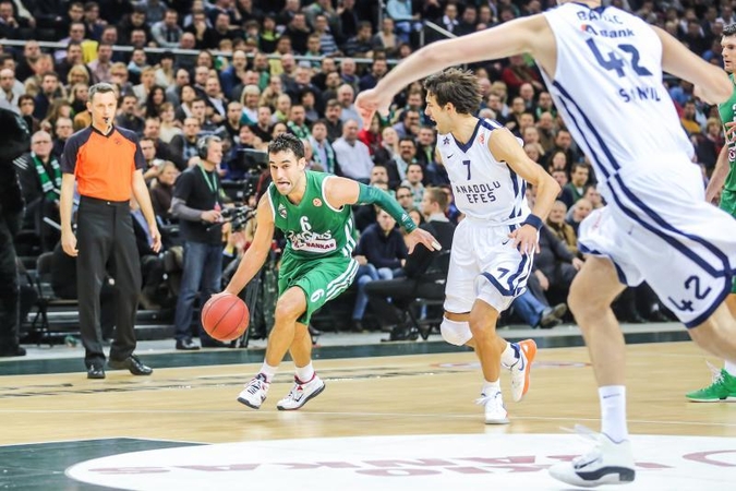 „Anadolu Efes“ neužmiršo skausmingų „Žalgirio“ dūrių