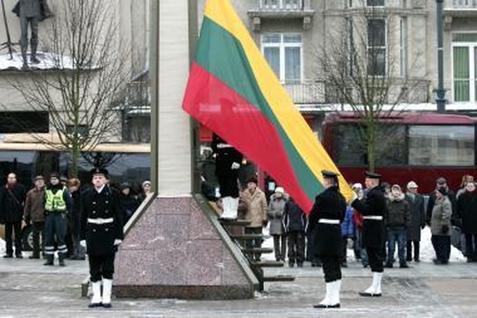 Sausio 13-osios bylos dėl senaties nenutrauks
