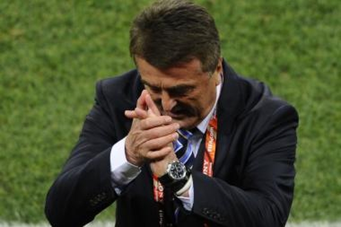 FIFA suspendavo Serbijos rinktinės trenerį už teisėjo kritiką