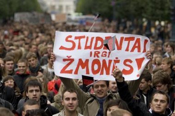 Dauguma studentų parlamentarų darbą vertina prastai
