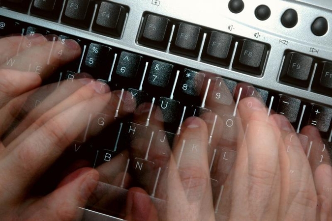 Tyrimas: spartus internetas žmones verčia būti nekantresniais