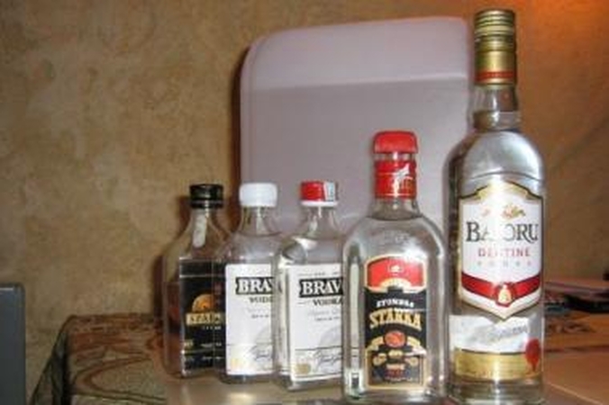 Palangoje įkliuvo naminukės prekeivė ir tiekėjas
