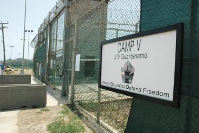 Septyni Gvantanamo kaliniai kreipėsi į teismą