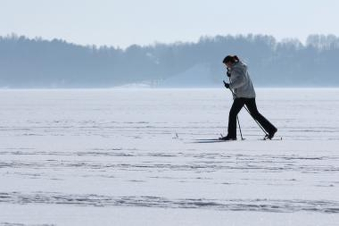 Kirgizijoje anksti prisnigus, 2 tūkst. žmonių nebegali grįžti iš kalnų namo