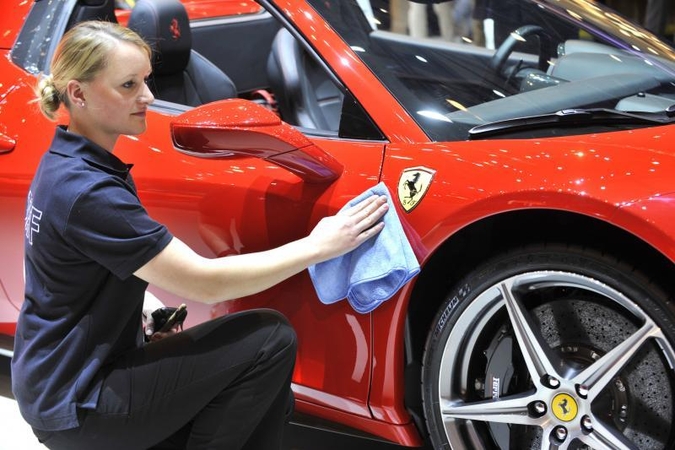 Balandį Lietuvos naujų automobilių rinka smuko 9 proc.